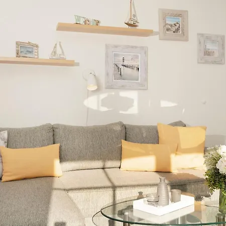 Ferienwohnpark Saarstrasse 18a Kuschelnest Dahme (Schleswig-Holstein)